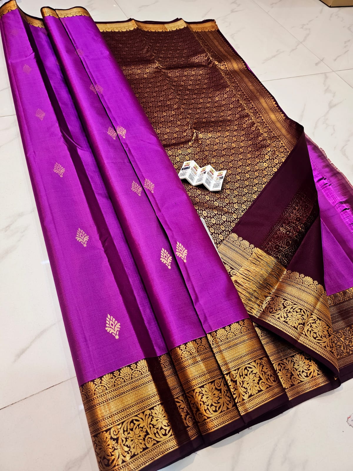 Pre order pure kanchipuram fancy gap border silk sarees : DM screenshot or link to check availability & book