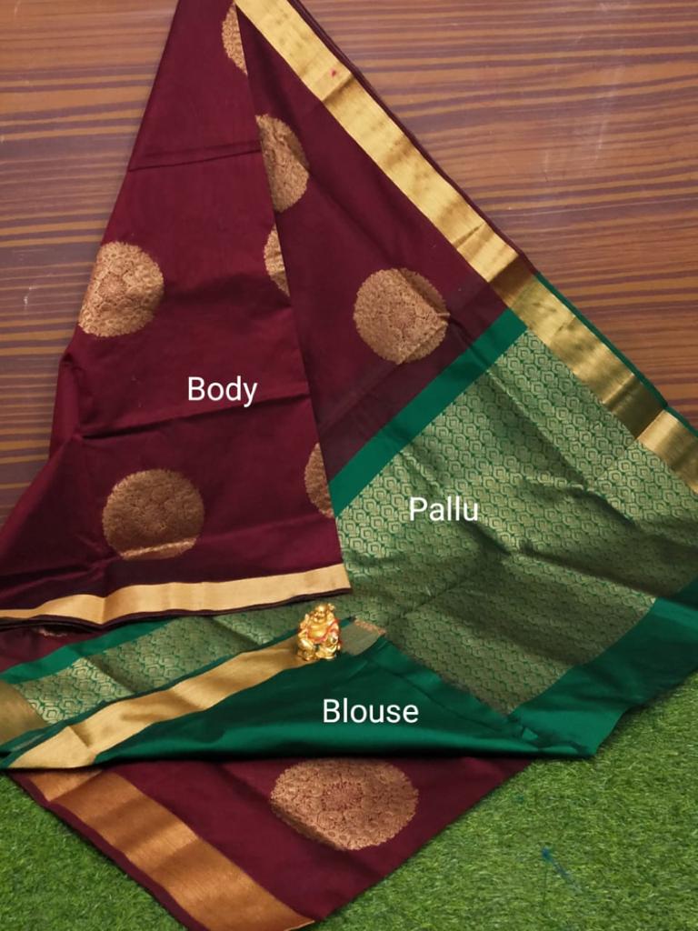 Deep green plain kanchi cotton saree, contrast traditional design