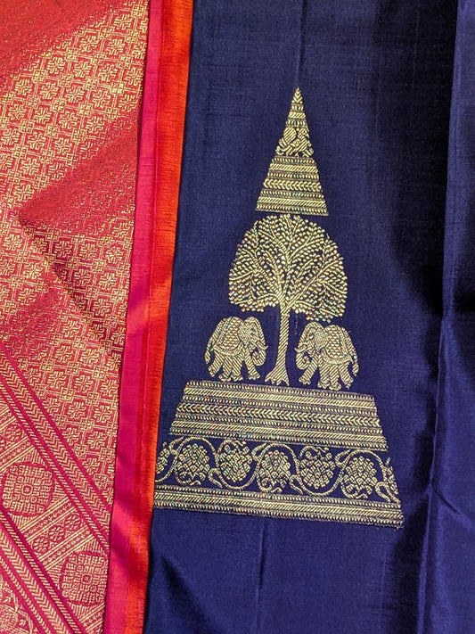 Beautiful Blue *Pure Kancheepuram Handwoven Silk Saree* 1g zari and silk mark