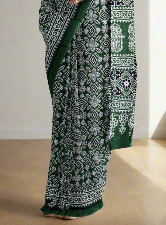 Beautiful Handblock printed pure cotton mulmul saree with blouse