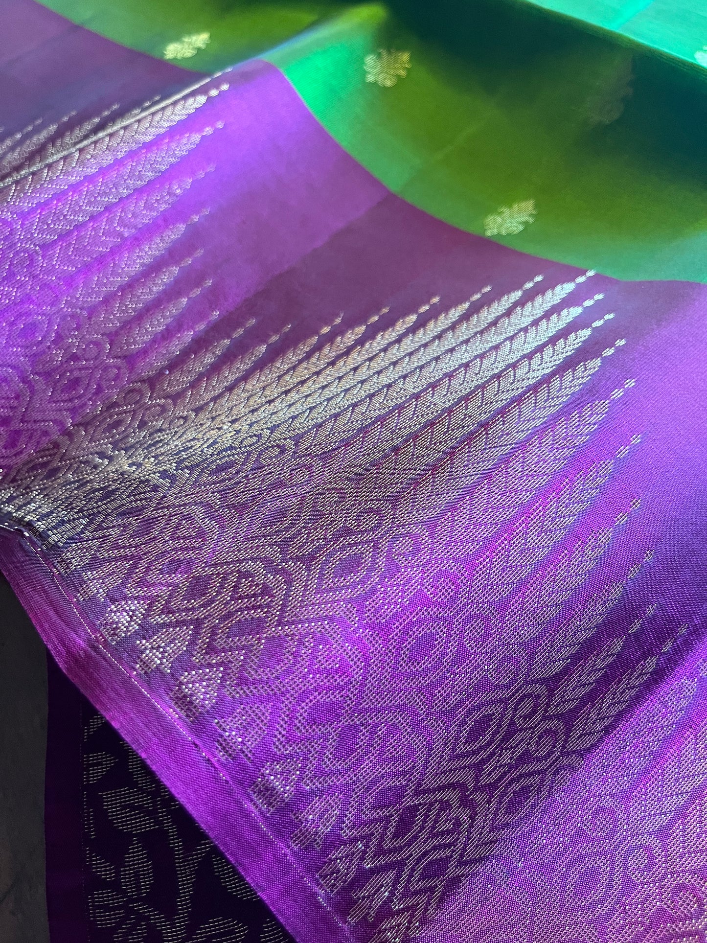 Pure silk latest design new arrival: Handloom Double Warp beautiful intricate design Saree