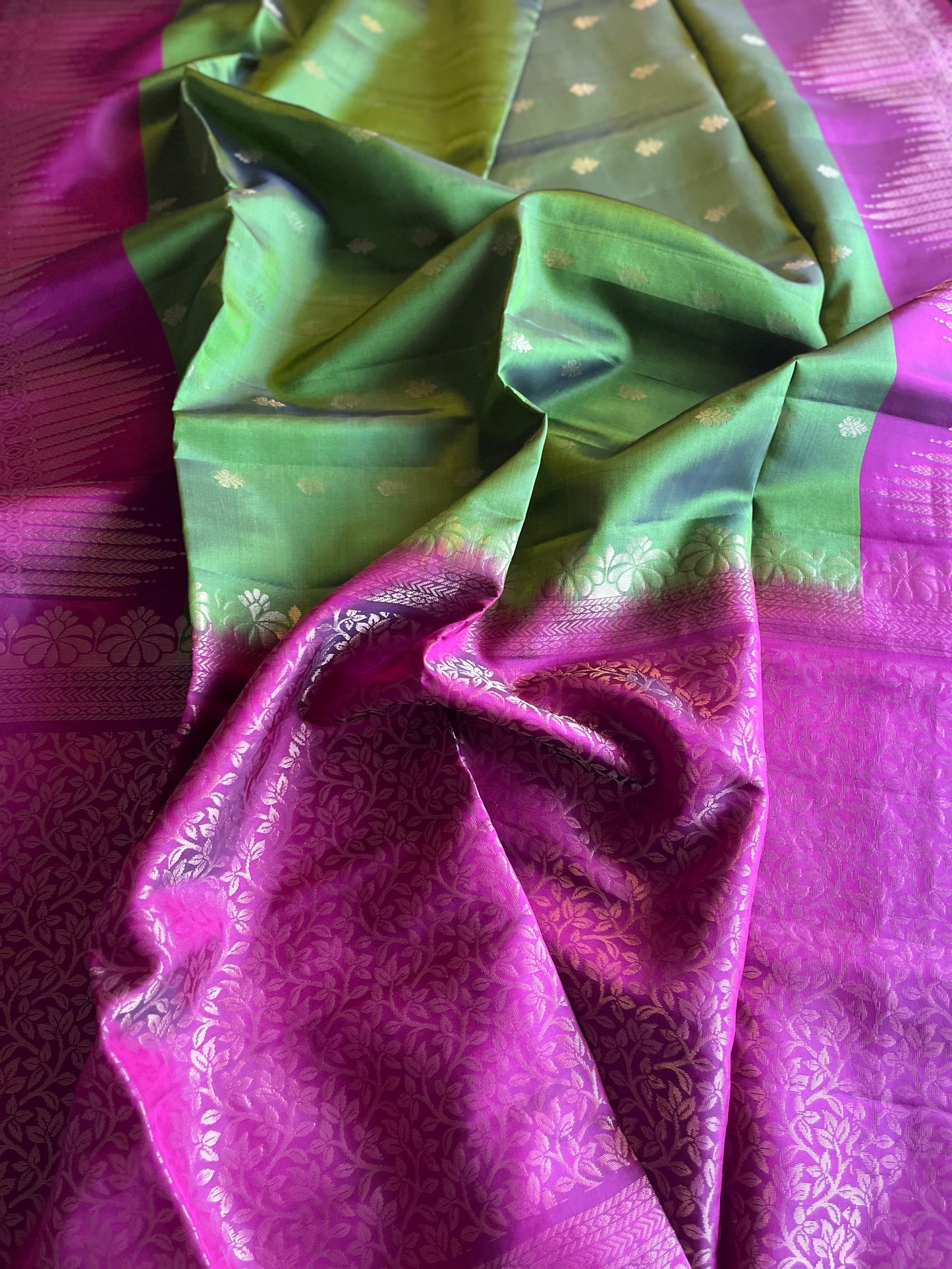 Pure silk latest design new arrival: Handloom Double Warp beautiful intricate design Saree