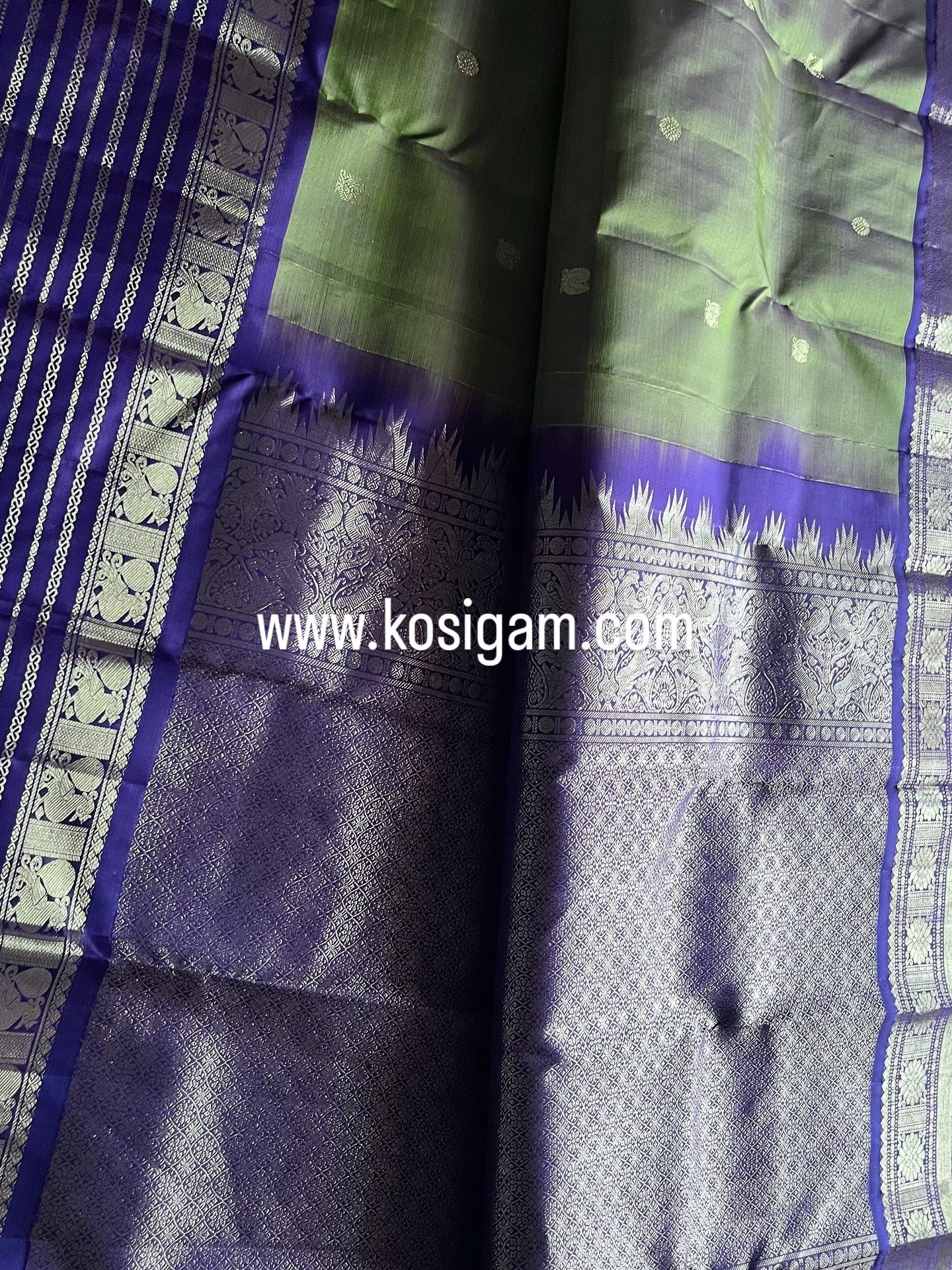 New arrival bridal & festival collection : Pure handloom Kanchipuram silk saree with retta border peacock design 2g gold