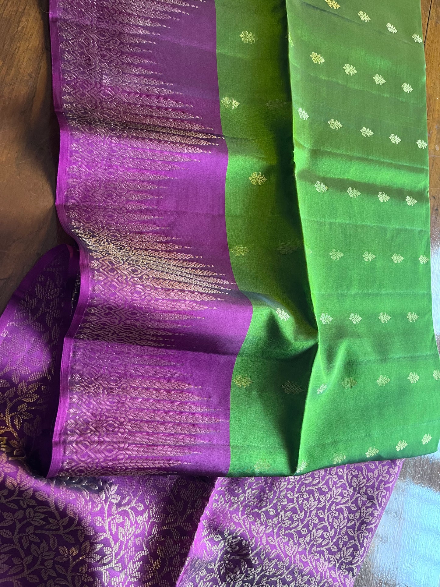 Pure silk latest design new arrival: Handloom Double Warp beautiful intricate design Saree