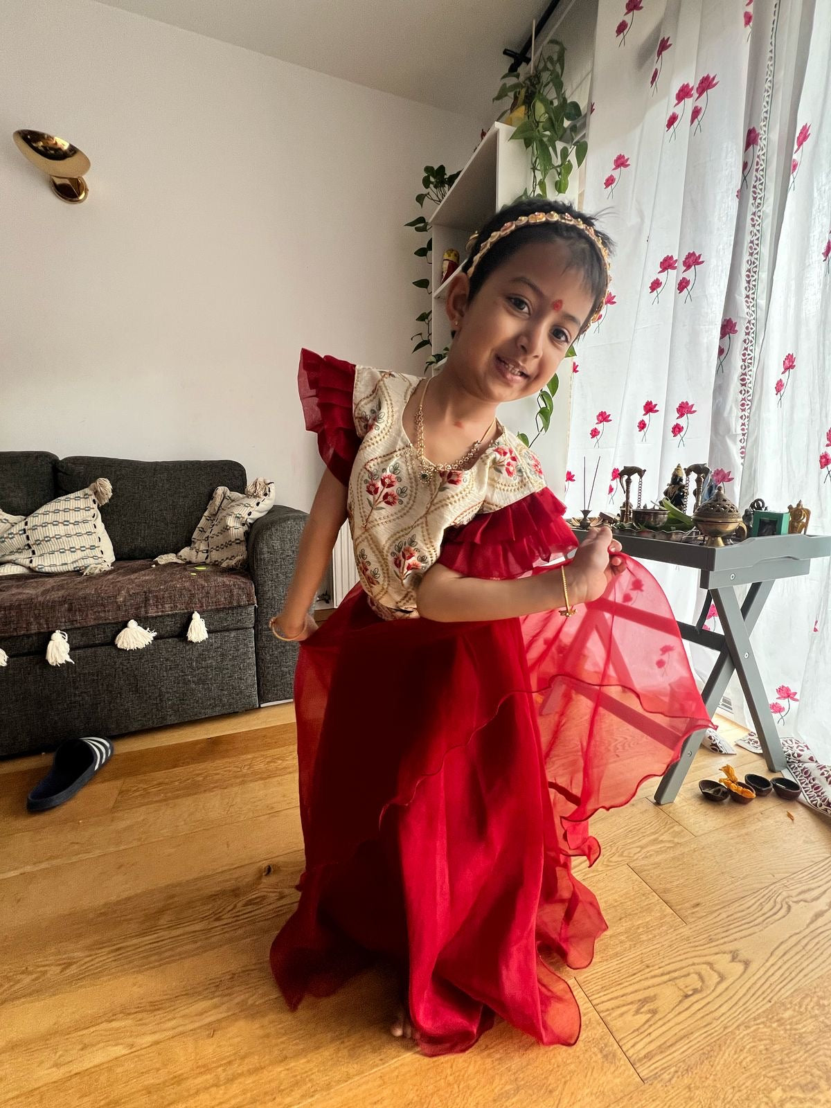 1 to 2 yrs : Cute & Pretty princess dress : Banarasi top with Organza Lehenga