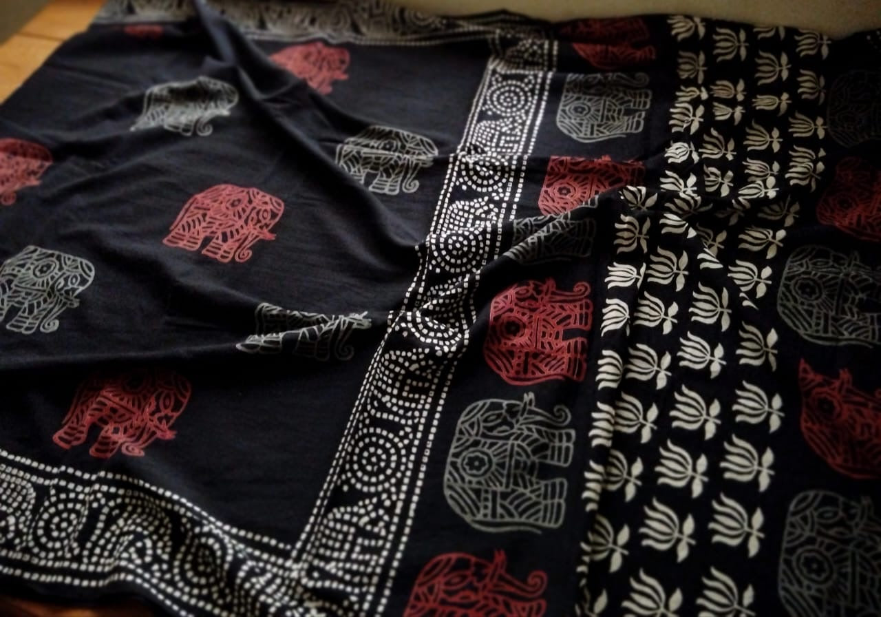 Soft premium hand dyed & hand printed bagru mulmul cotton saree with blouse