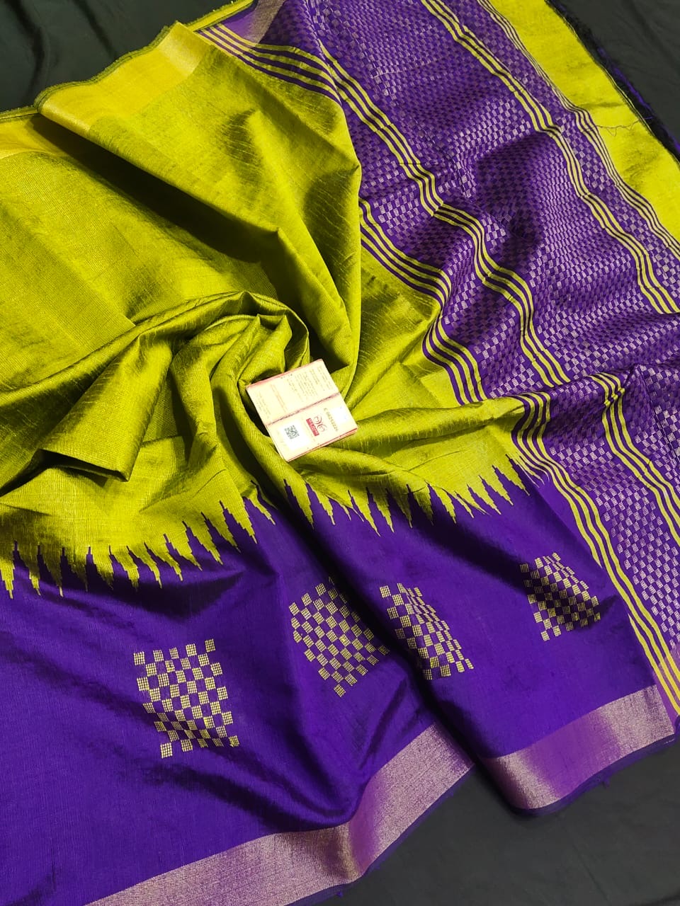 Original Raw silk handloom Saree with silkmark hologram