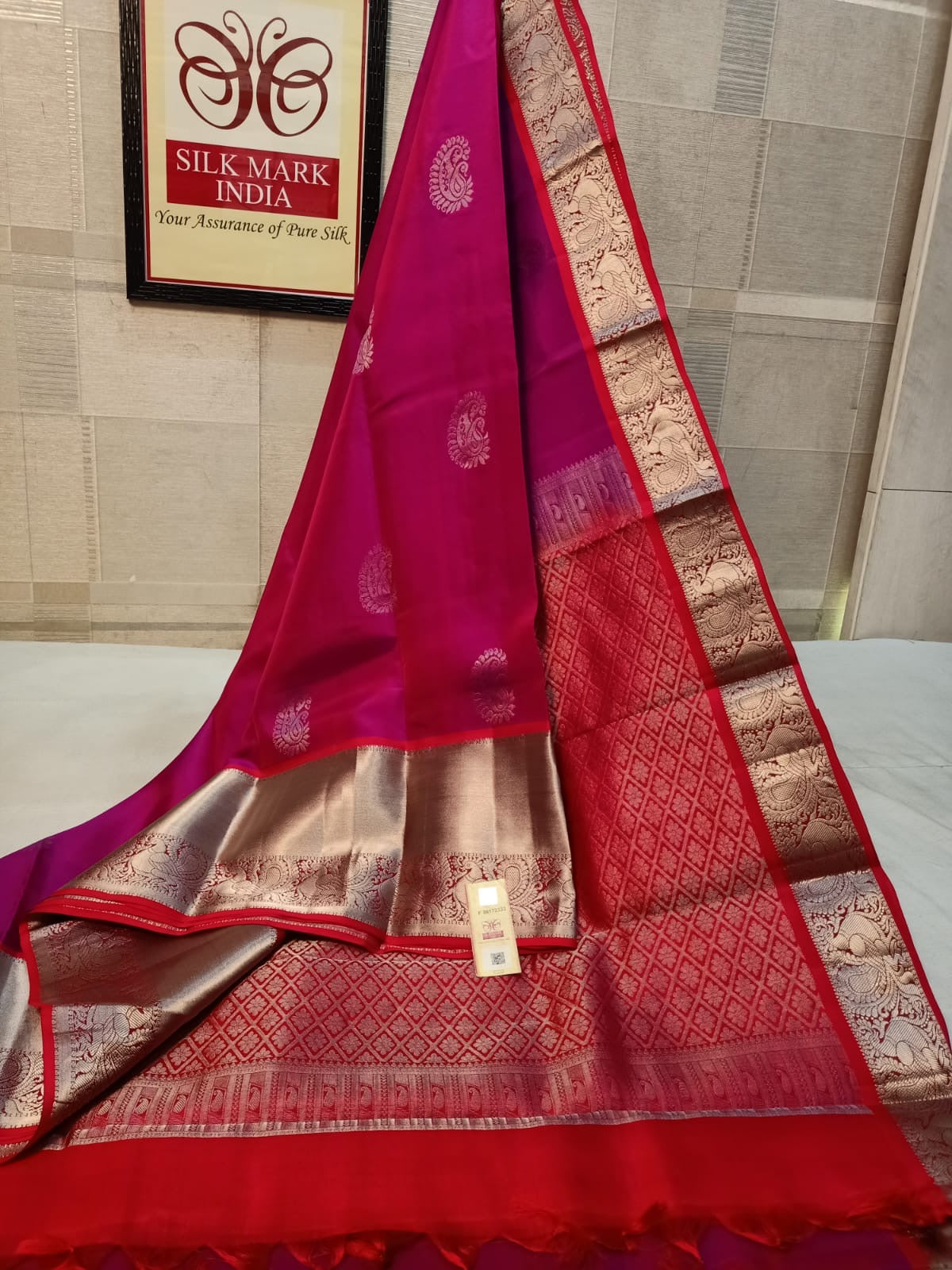 Beautiful pure Kanchipuram silk saree unique design