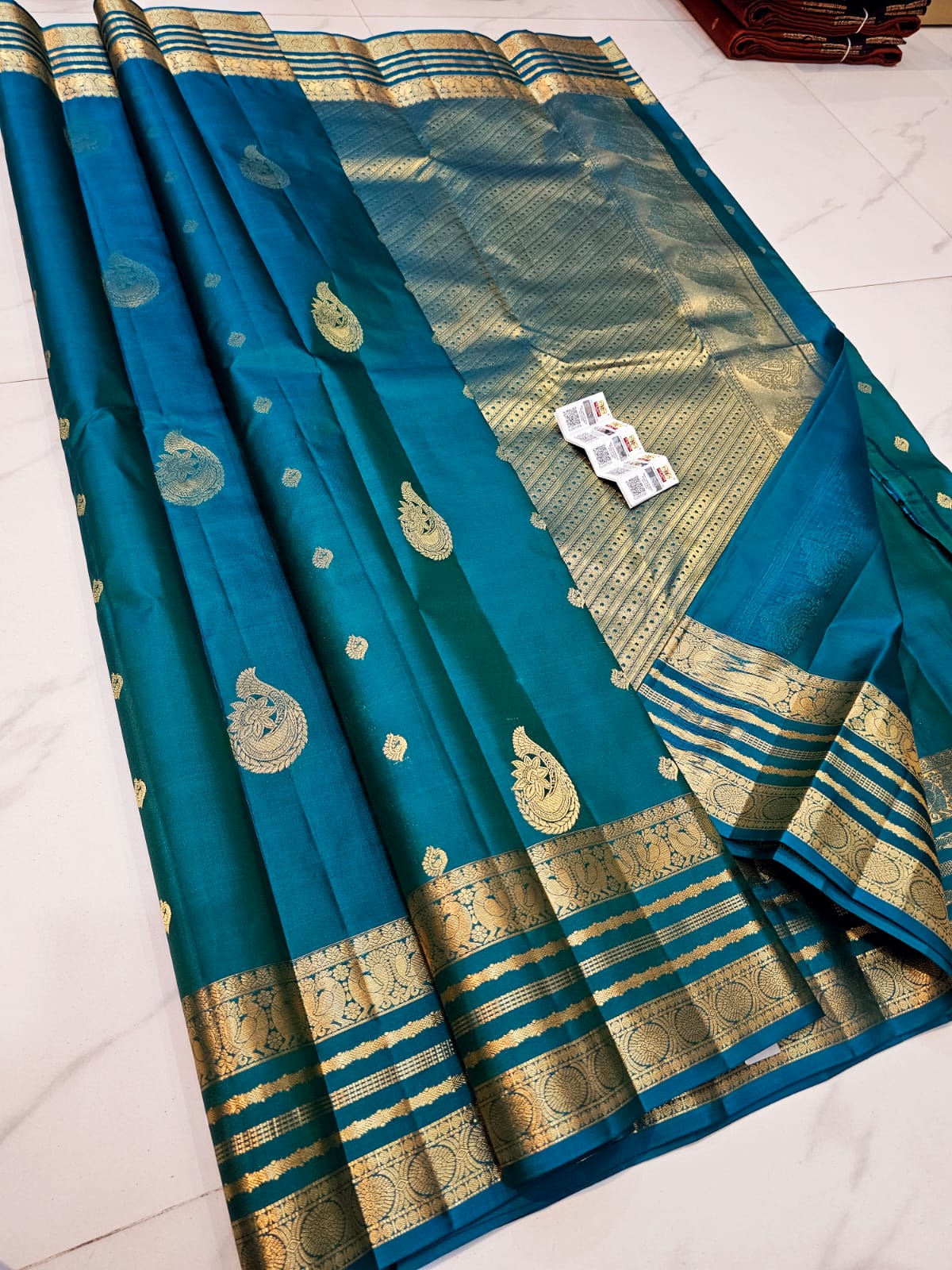 Pre order pure kanchipuram fancy gap border silk sarees : DM screenshot or link to check availability & book
