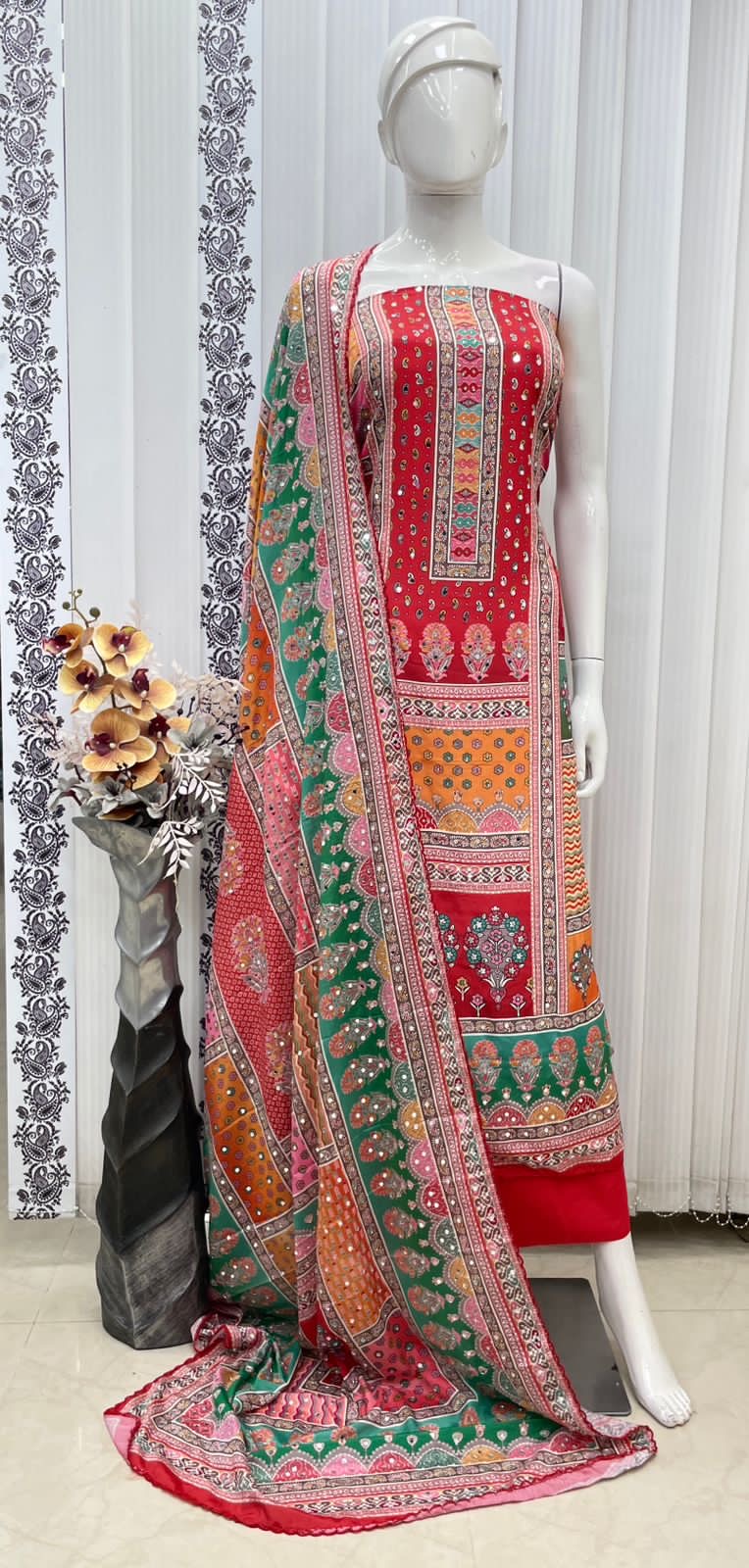 Pre order unstitched salwar suit material : MASLIN KARACHI DIGITAL PRINT MIRROR