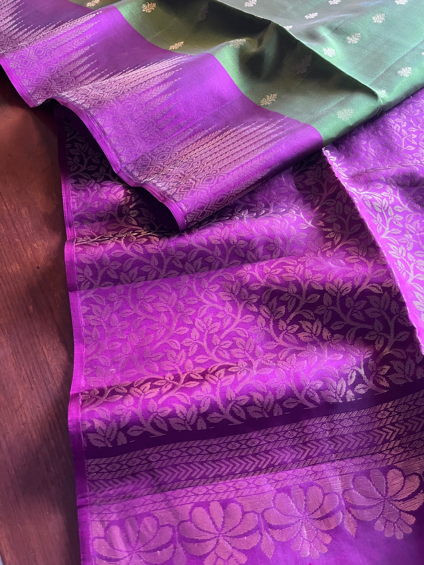 Pure silk latest design new arrival: Handloom Double Warp beautiful intricate design Saree