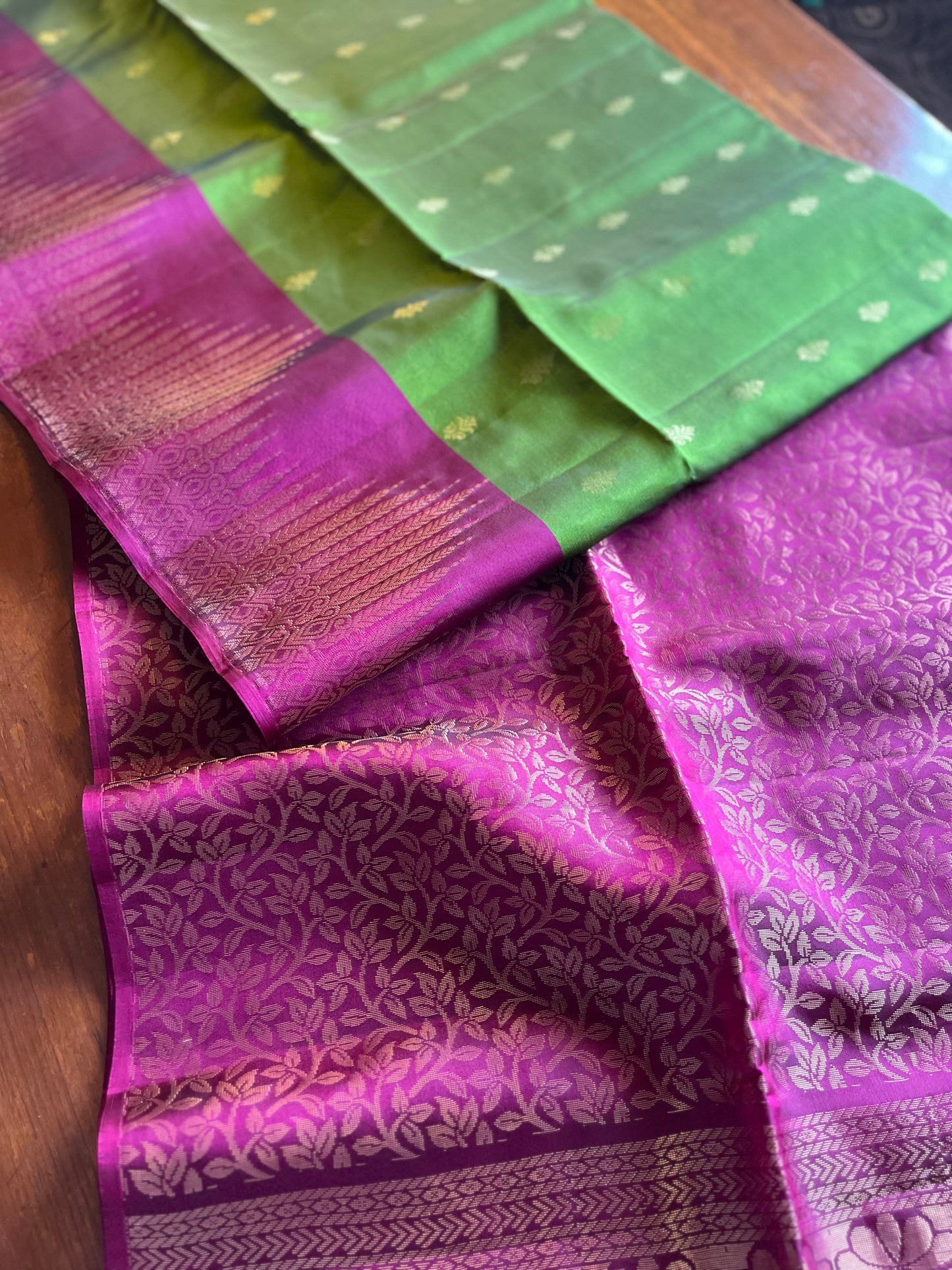 Pure silk latest design new arrival: Handloom Double Warp beautiful intricate design Saree