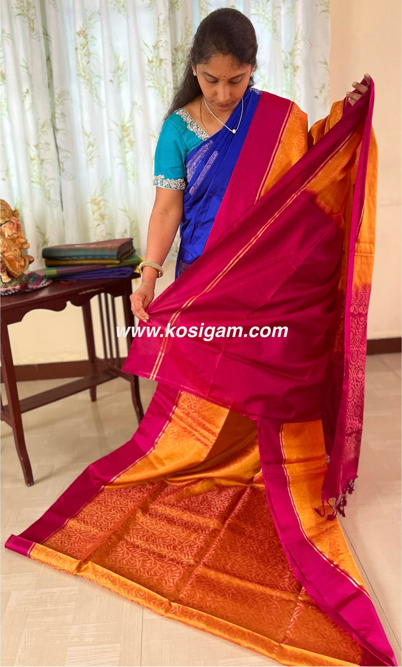 EXCLUSIVE SOFT SILK FULL BROCADE DESIGN SAREES in a pretty color combination