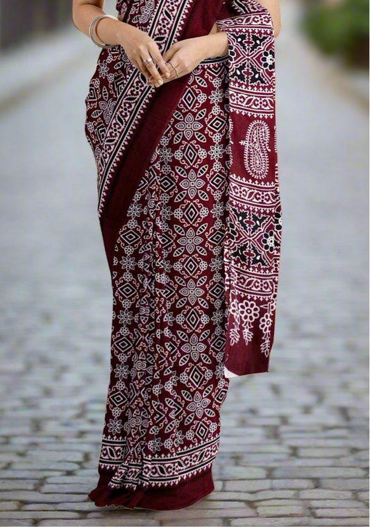 Beautiful Handblock printed pure cotton mulmul saree with blouse