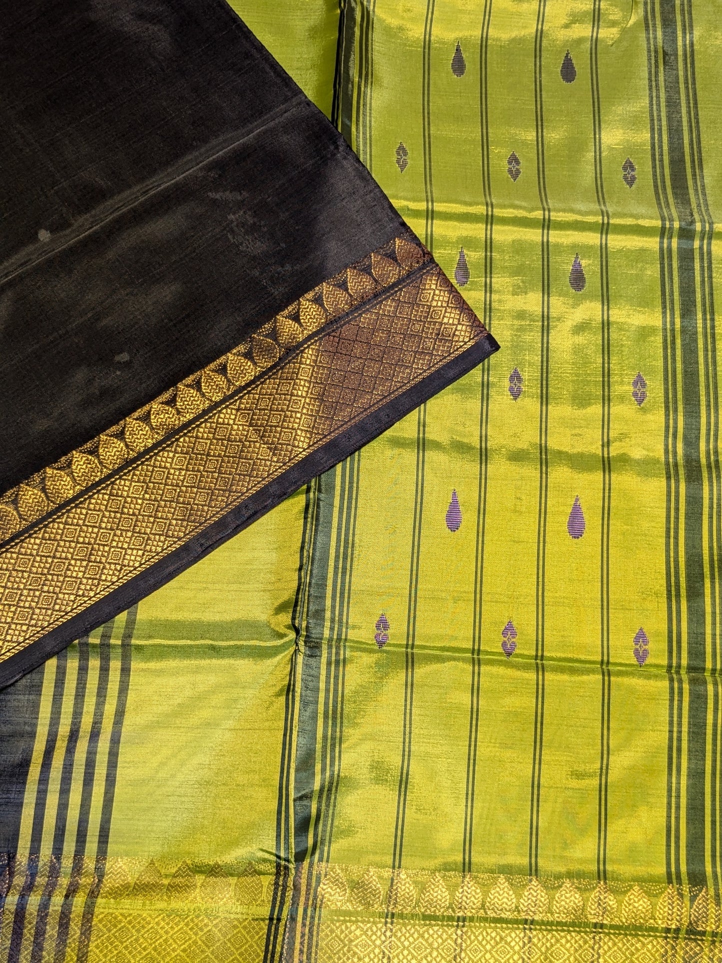 Vegan Banana Pith Silk Saree with contrast running blouse