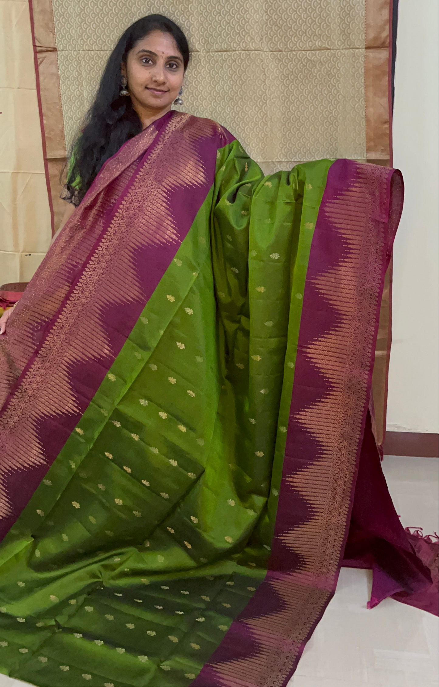 Pure silk latest design new arrival: Handloom Double Warp beautiful intricate design Saree
