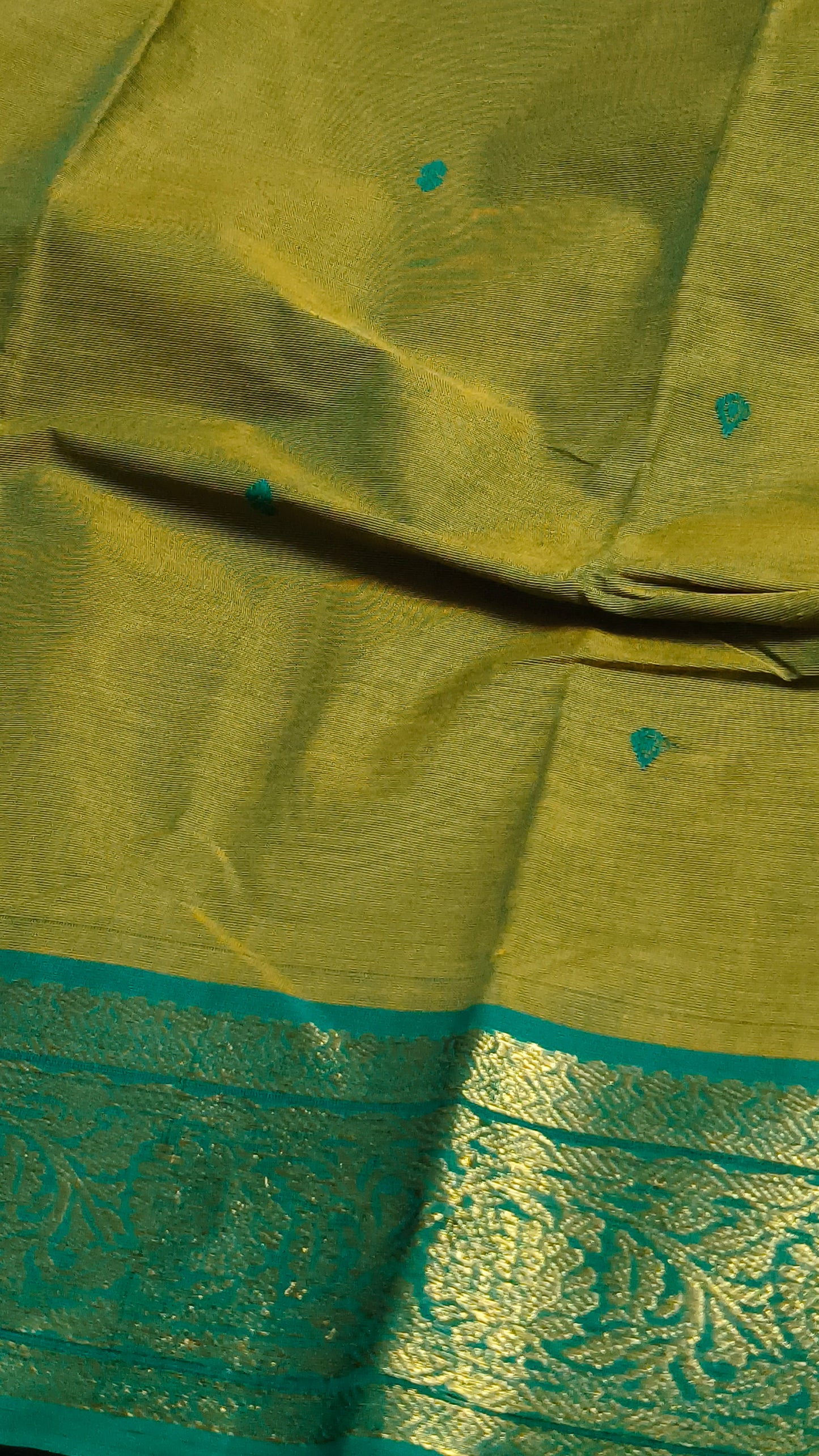Pure handloom chettinadu kandangi saree without blouse : Beautiful green and mustard double shade kanchi border