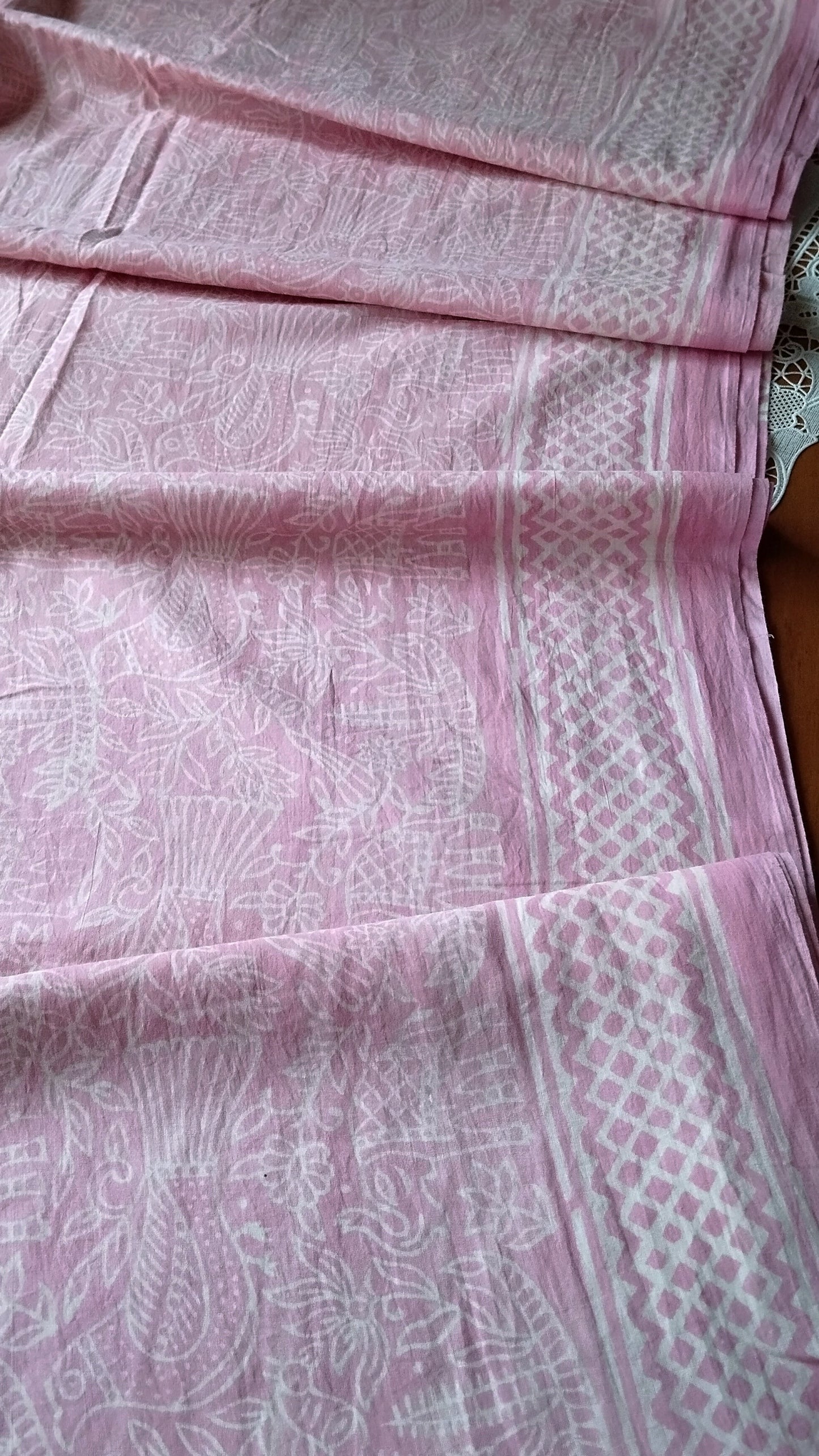 Soft hand printed premium Pink mulmul cotton saree withOUT blouse