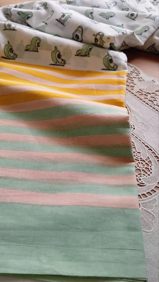 Soft hand printed premium mulmul cotton saree with blouse