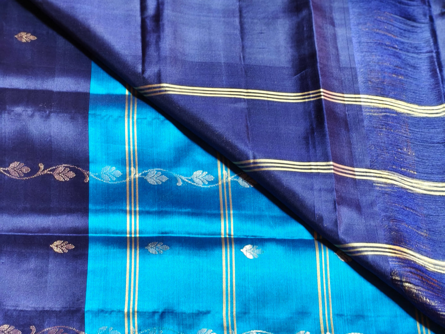 New arrival: Handloom Double Warp beautiful sky blue with navy blue triple striped floral Soft Silk Saree