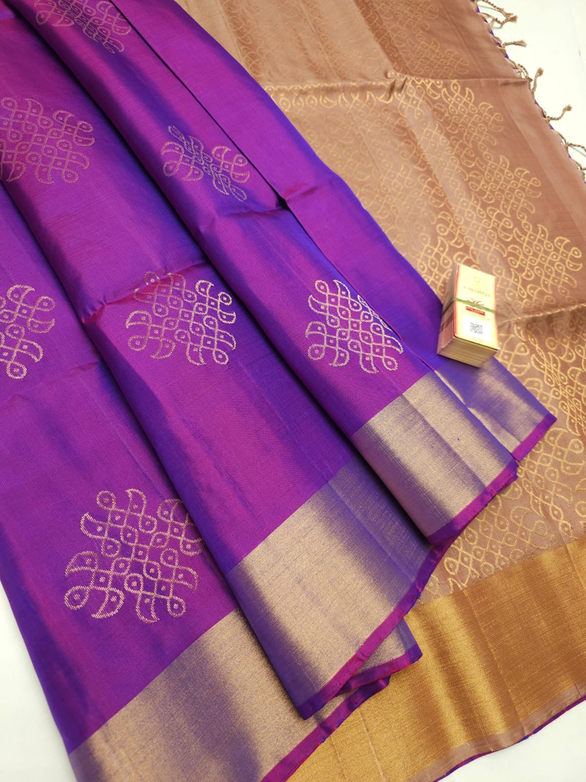 PURE HANDLOOM SOFT SILK RANGOLI/KOLAM BUTTAS ALL OVER SAREE