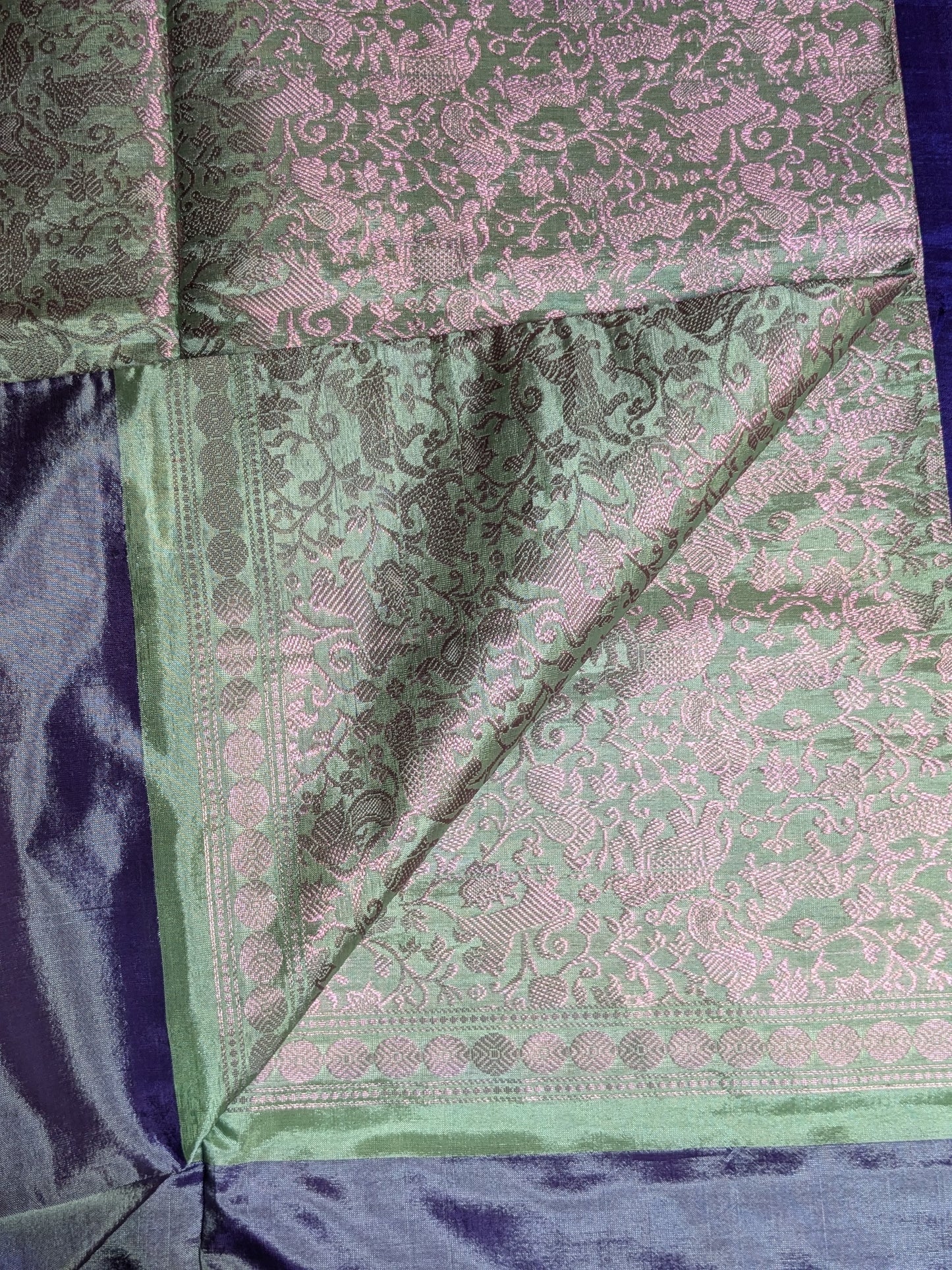 Brand New Vanasigaram Banana Silk Saree without blouse : Rose gold zari