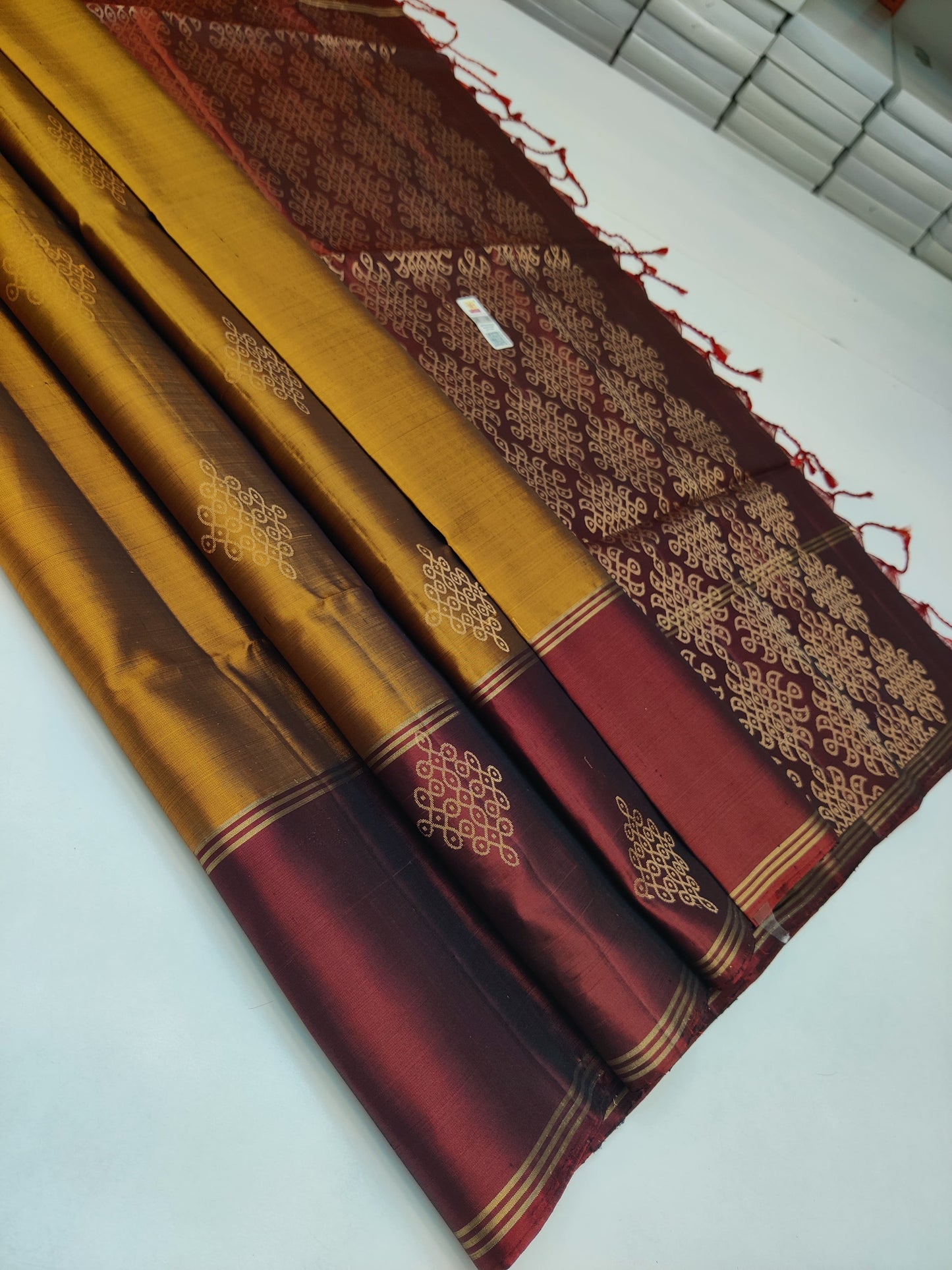 PURE HANDLOOM SOFT SILK RANGOLI/KOLAM BUTTAS ALL OVER SAREE