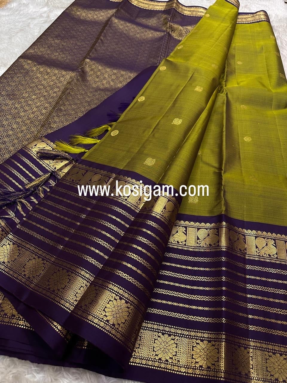 New arrival bridal & festival collection : Pure handloom Kanchipuram silk saree with retta border peacock design 2g gold