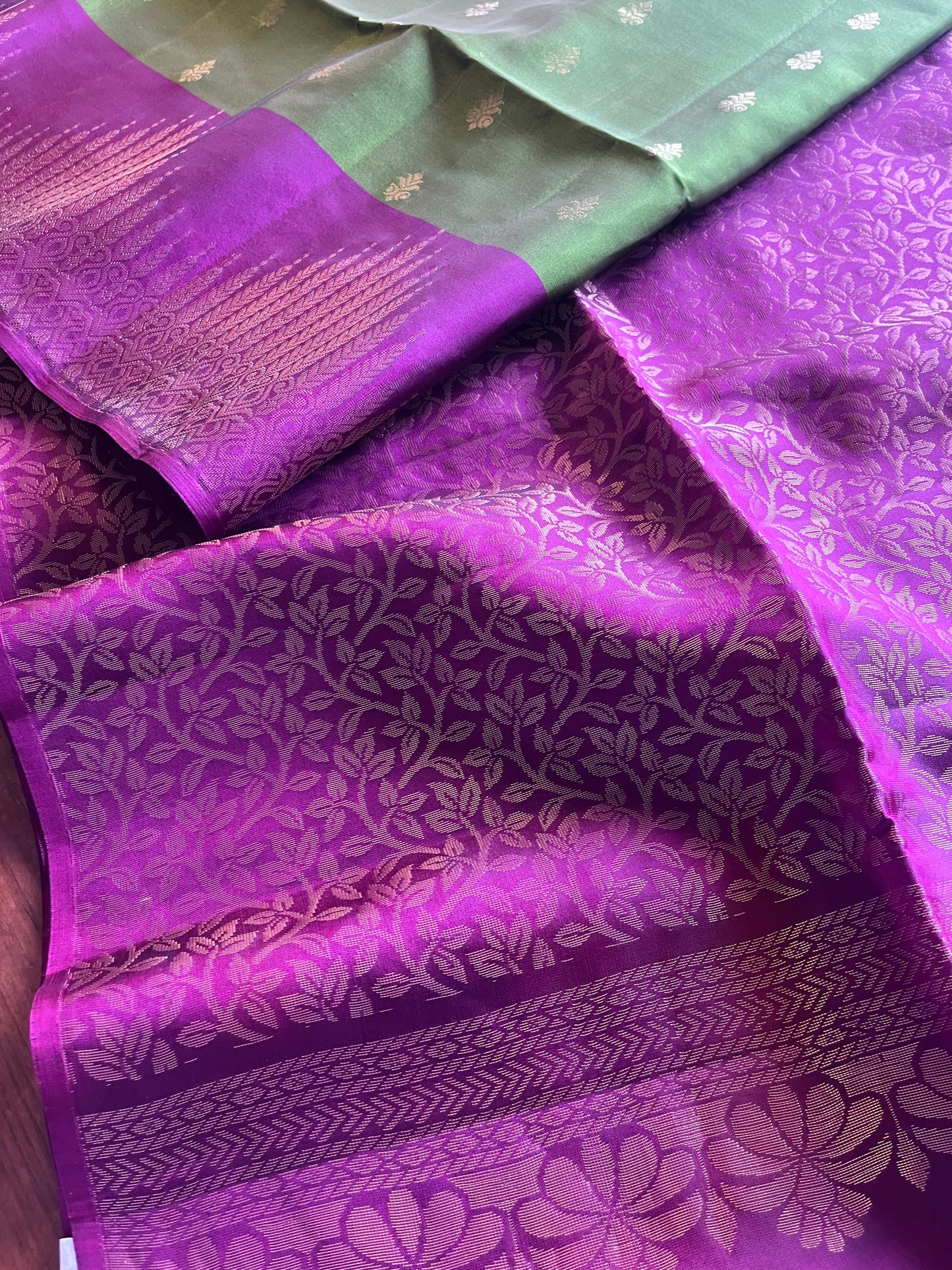 Pure silk latest design new arrival: Handloom Double Warp beautiful intricate design Saree