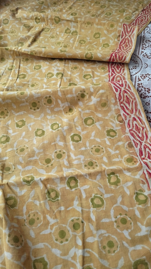 Soft hand printed premium mulmul cotton saree with blouse