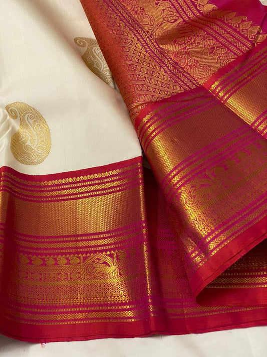 Ganga Jamuna border Pure Kanchivaram silk saree with 2gram gold zari work