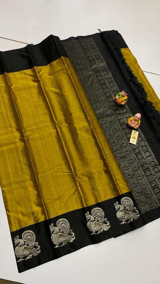 Pure Kanchipuram traditional soft silk handloom saree : Pretty peacock border