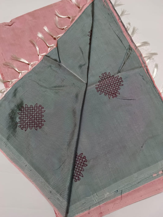 Brand new design vegan silk saree without blouse : PEWTER GREY BODY WITH MAROON PRINTED KOLAM BUTTA AND SALMON PINK PALLU