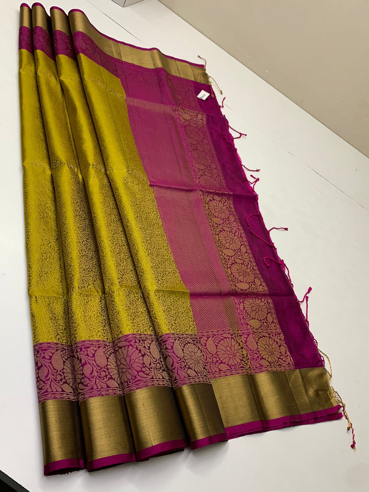 Pure handloom all self bridal Double warp soft silk saree