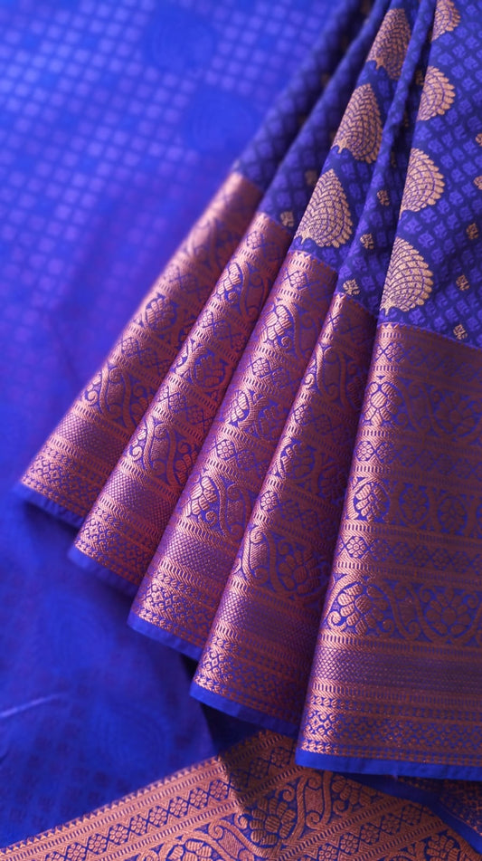 Beautiful cadbury purple skirt with copper zari leaf buttas : unstitched half Saree / paavadai sattai for children & teenagers