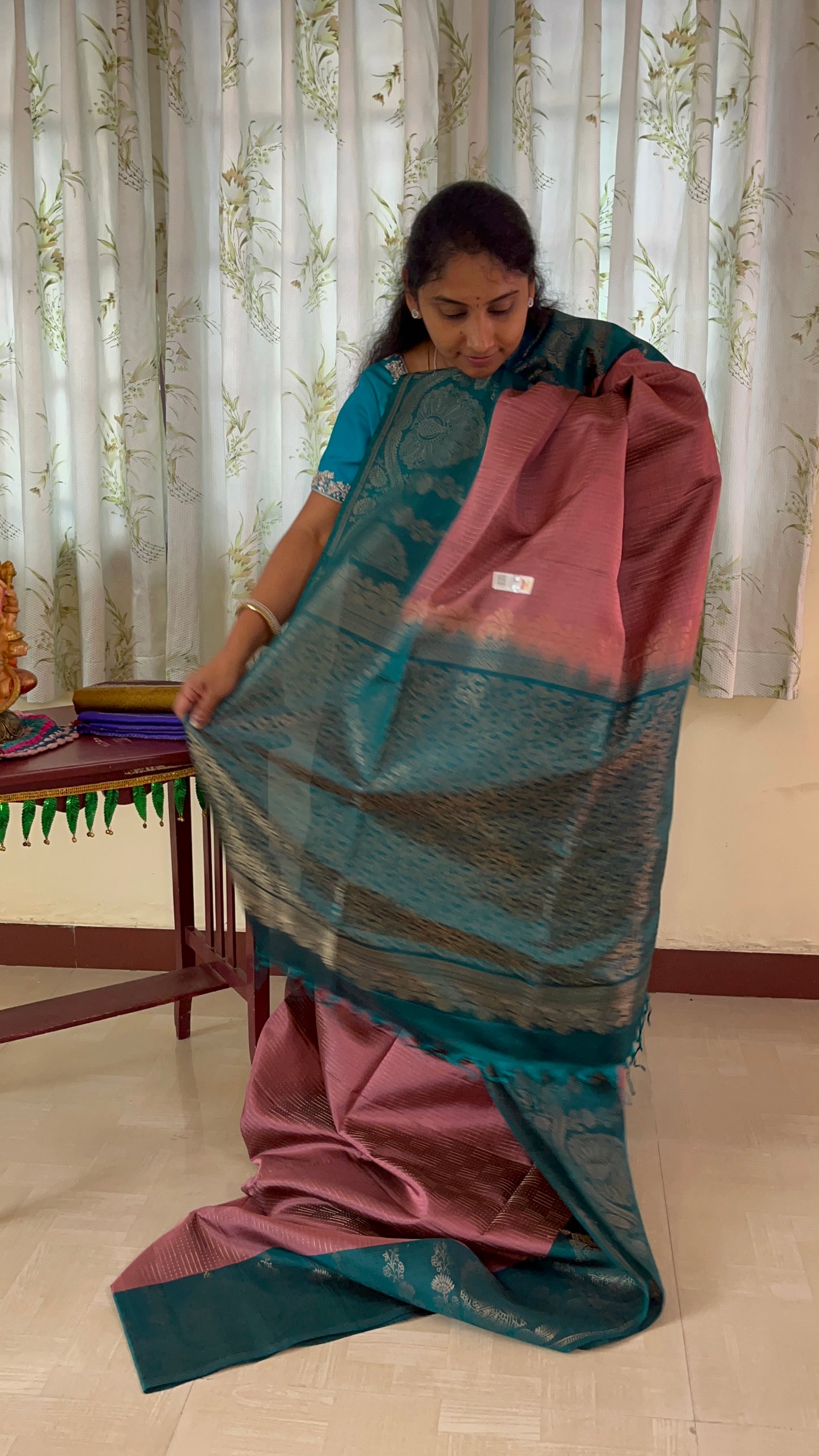 Peacock border pure handloom double warp beautiful pure Silk Saree