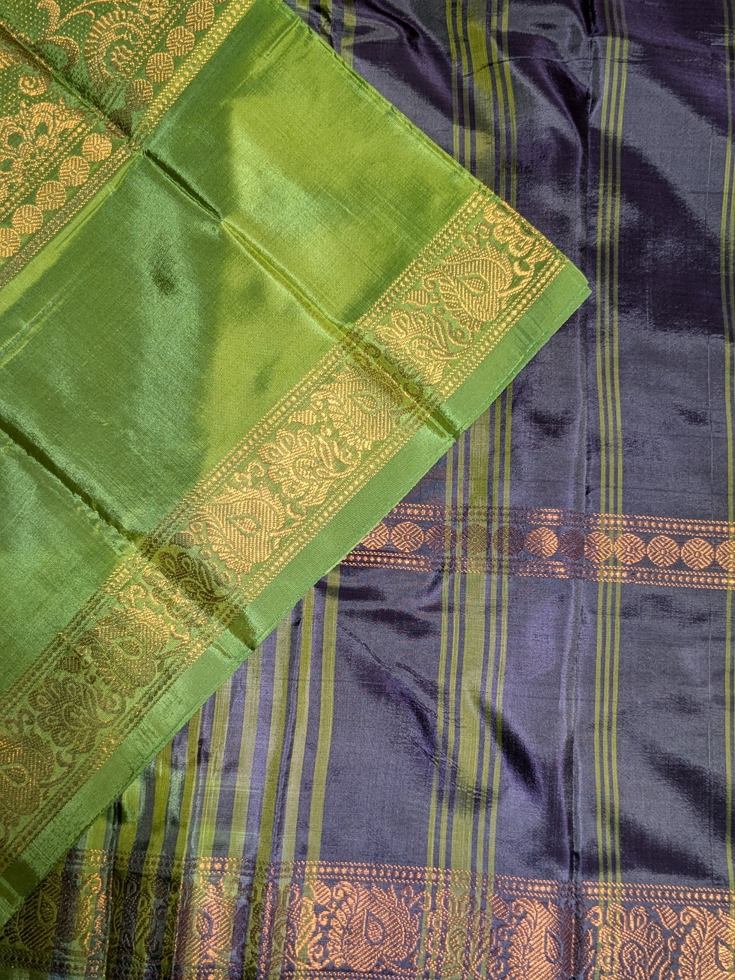 Brand New design Banana Silk Saree without blouse : PEAR GREEN BODY WITH COPPER ZARI AND INDIGO PALLU