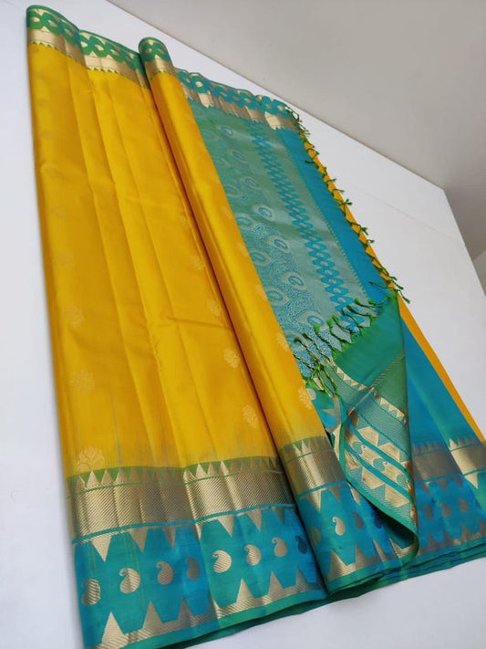 Pure Handloom Kanchivaram silk saree with double border design