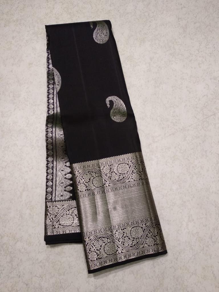 Majestic black pure Kanchipuram silk saree