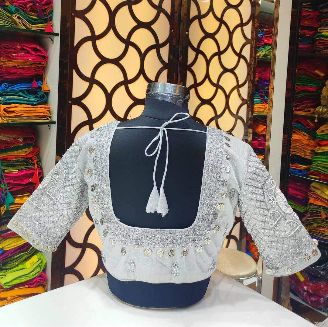 60 Likes, 0 Comments - MERAKI- The Luxury Boutique  (@meraki_the_luxury_boutique) on … | Embroidered blouse designs, Embroidery blouse  designs, Fashion blouse design