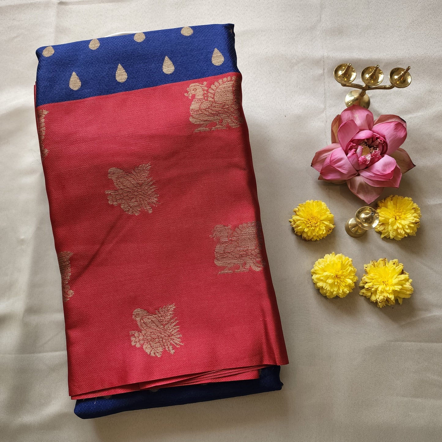 Royal Banarasi Tissue handloom Saree