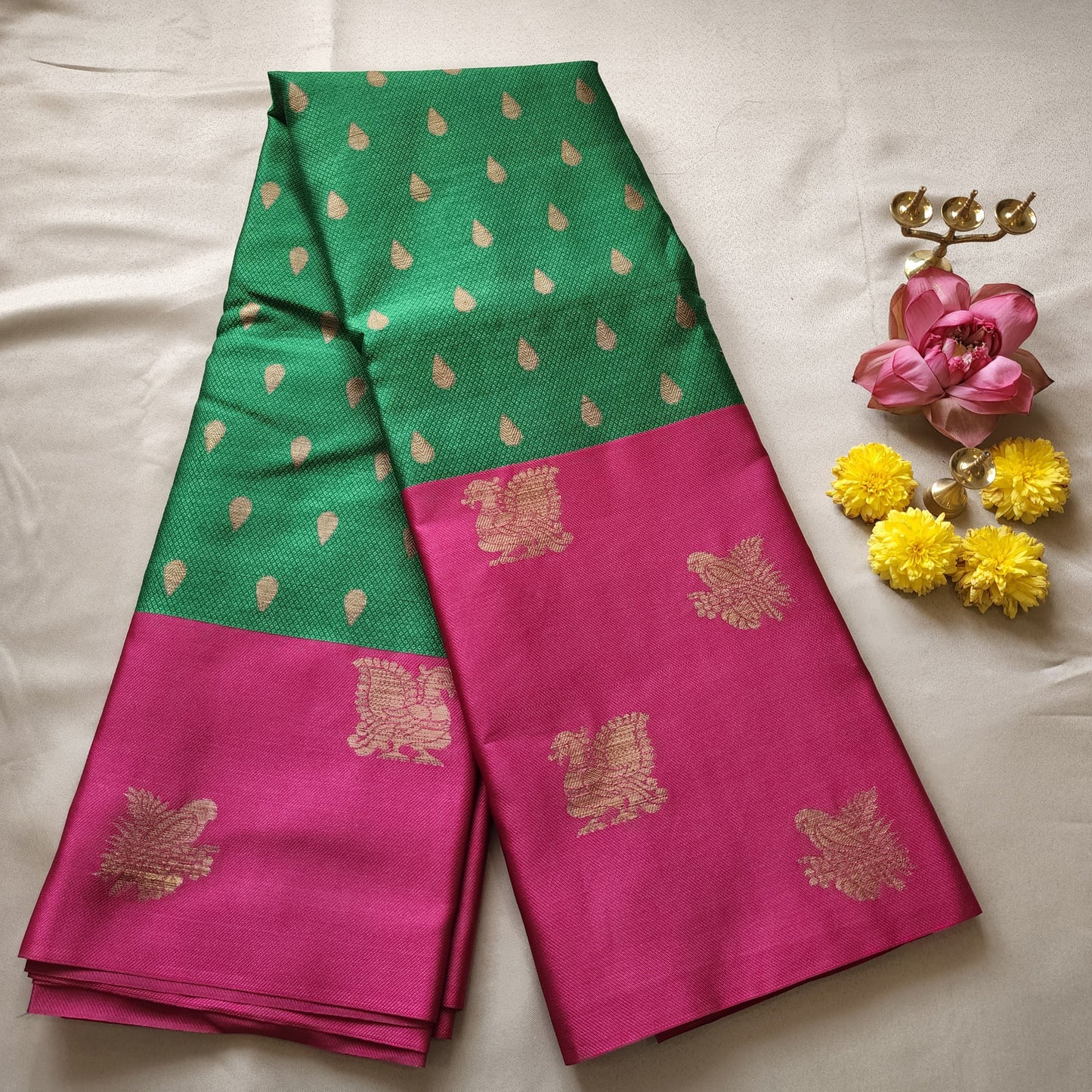 Royal Banarasi Tissue handloom Saree